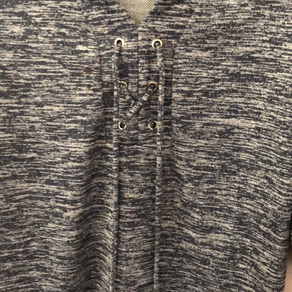 Liz Claiborne Women’s Top Size S New - Picture 3 of 7